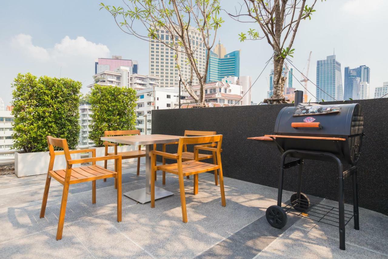 Sukhumvit Asok Modern Suite Bangkok Bagian luar foto