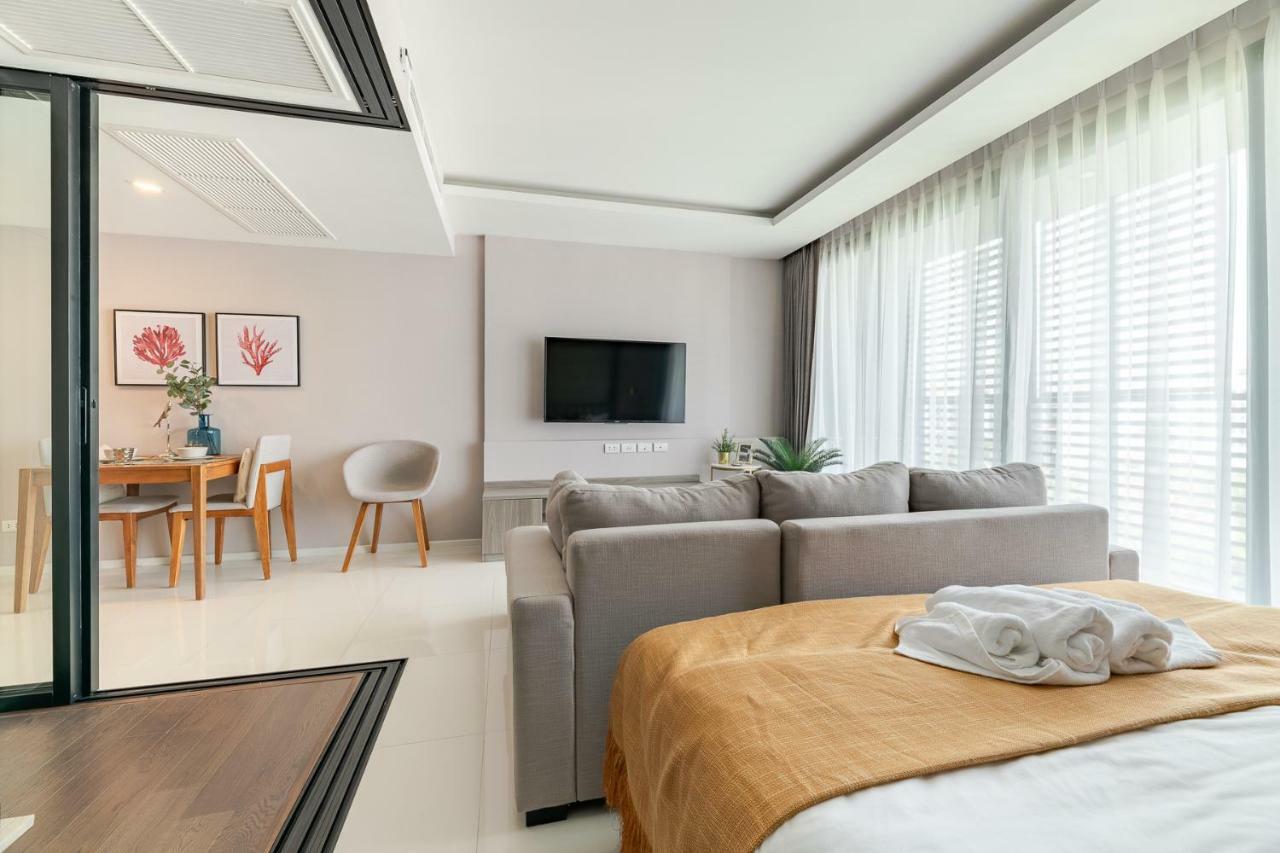 Sukhumvit Asok Modern Suite Bangkok Bagian luar foto