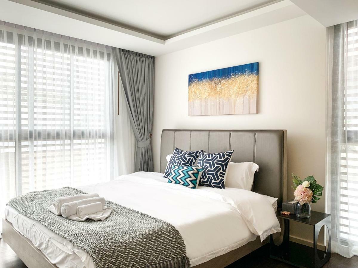 Sukhumvit Asok Modern Suite Bangkok Bagian luar foto